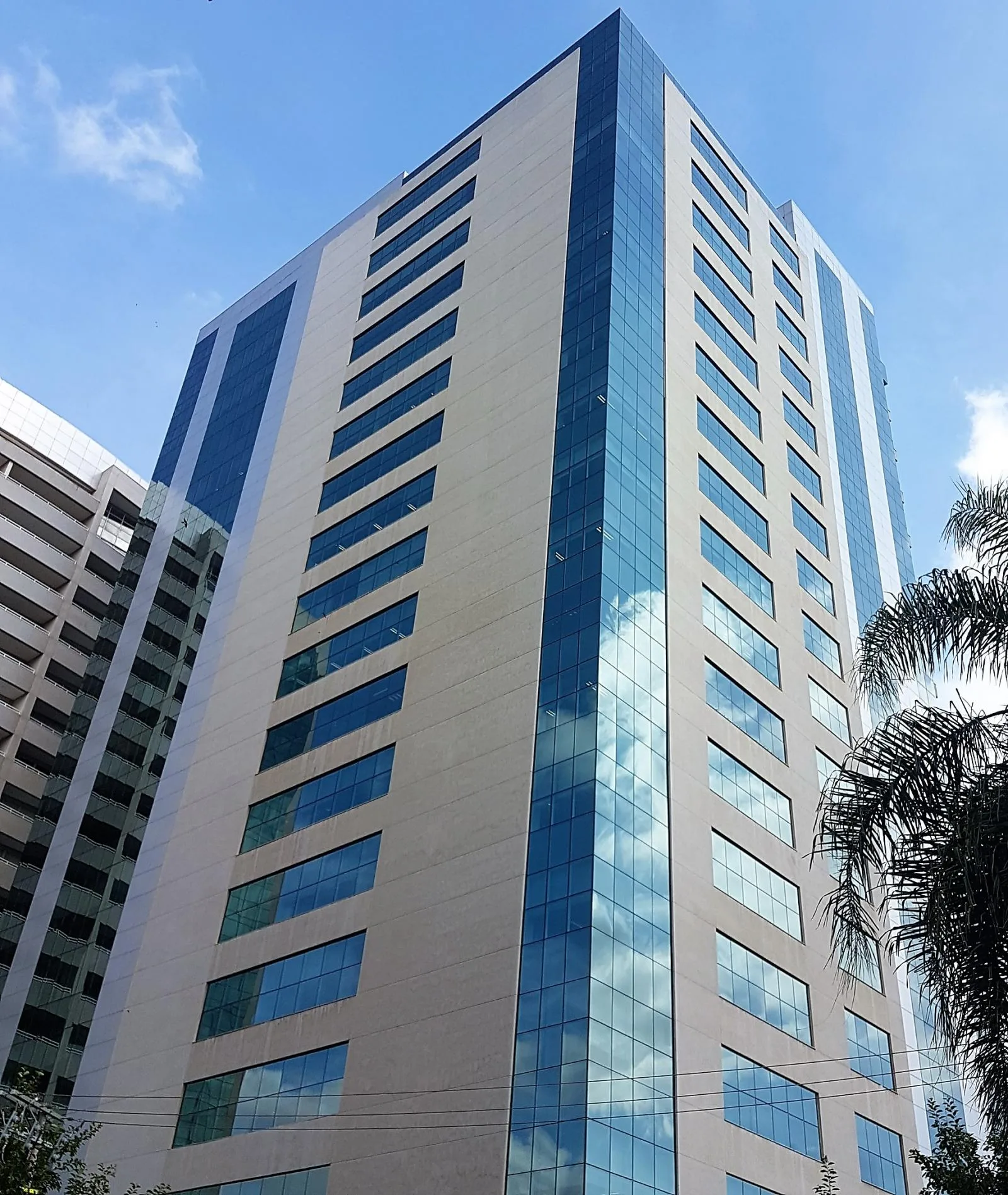 Espaço Empresarial Nações Unidas - Torre Nações — Edifício corporativo em Chácara Santo Antônio, São Paulo
