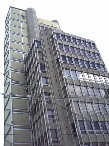 Naur Martins — Edifício corporativo em Faria Lima, São Paulo